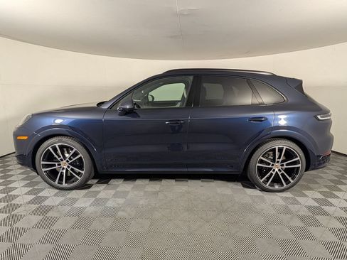 New 2026 Porsche Cayenne GTS AWD/4WD image 2