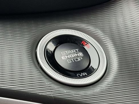 New 2026 Jeep Grand Cherokee Laredo X AWD/4WD image 8