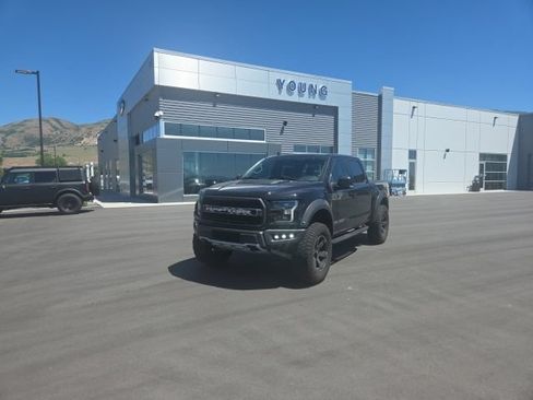 Used 2020 Ford F150 Raptor w/ Equipment Group 802A Luxury AWD/4WD image 1