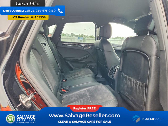 Used 2020 Porsche Macan AWD/4WD image 15