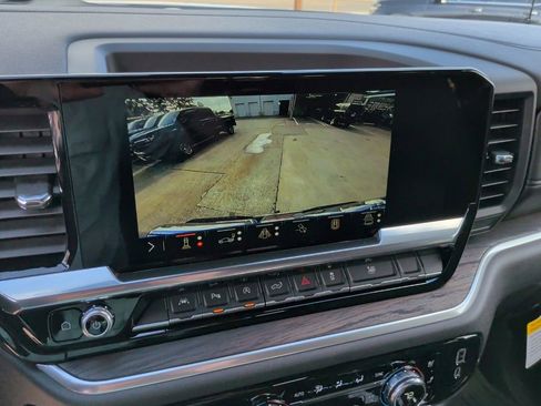 New 2026 GMC Sierra 1500 SLT image 25