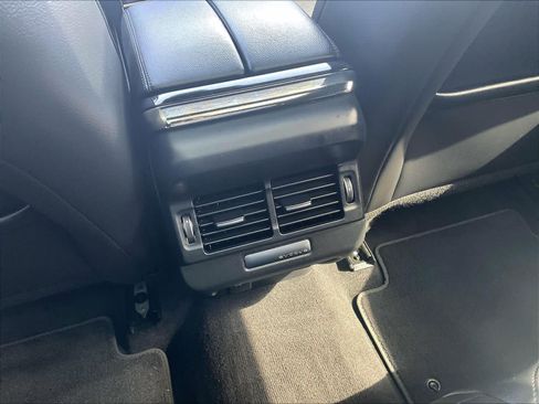 Used 2023 Land Rover Range Rover Evoque R-Dynamic S AWD/4WD image 27