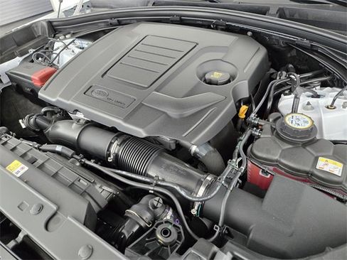 New 2026 Land Rover Range Rover Velar Dynamic SE image 18