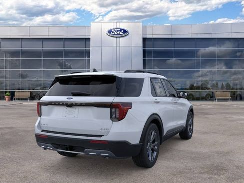 New 2026 Ford Explorer Active w/ Active Comfort Package AWD/4WD image 9