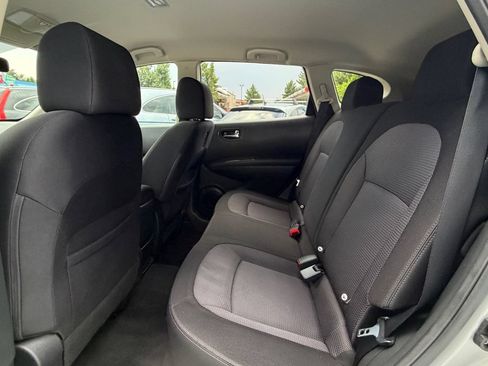 Used 2012 Nissan Rogue SV AWD/4WD image 9