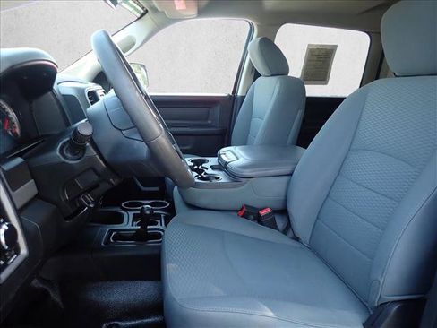 Used 2018 RAM 2500 Tradesman w/ Chrome Appearance Group AWD/4WD image 10