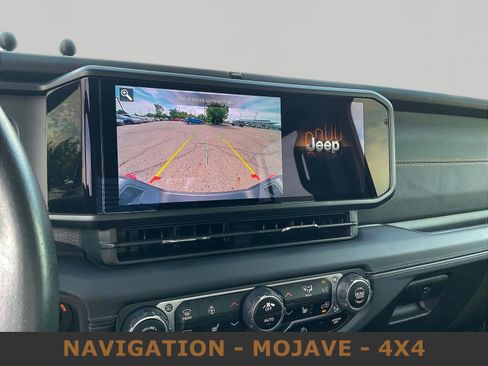 Used 2024 Jeep Gladiator Mojave w/ Convenience Group AWD/4WD image 15