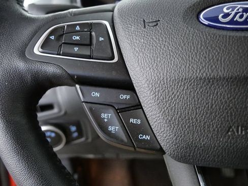 Certified 2018 Ford Focus SE w/ Cold Weather Package FWD image 21