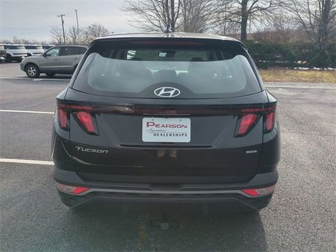 Used 2024 Hyundai Tucson SE image 5