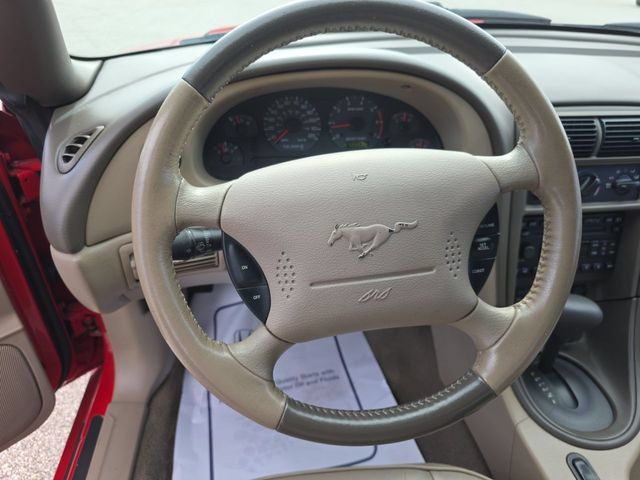Used 2004 Ford Mustang Convertible RWD image 21