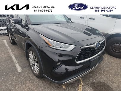 Used 2021 Toyota Highlander Platinum