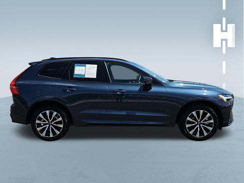Used 2024 Volvo XC60 B5 Core w/ Protection Package Premier AWD/4WD image 3