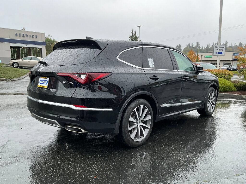 Certified 2026 Acura MDX w/ Technology Package FWD image 7