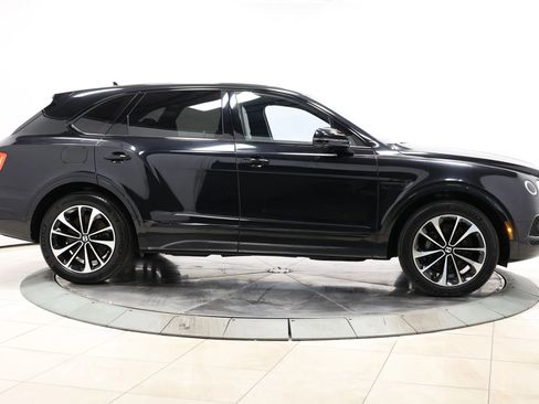 Used 2019 Bentley Bentayga AWD/4WD image 71