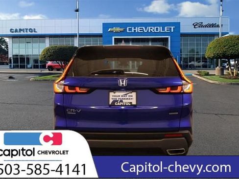 Used 2024 Honda CR-V Sport Touring image 4
