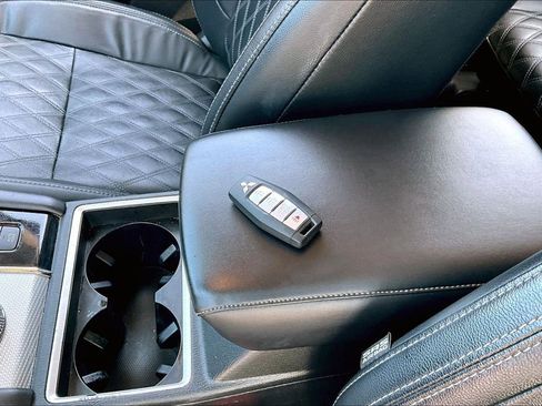Used 2024 Mitsubishi Outlander SEL FWD image 10