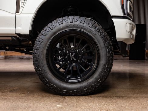 Used 2024 Ford F250 King Ranch w/ Chrome Package image 11