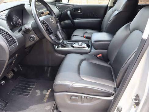 Used 2024 Nissan Armada SV RWD image 16