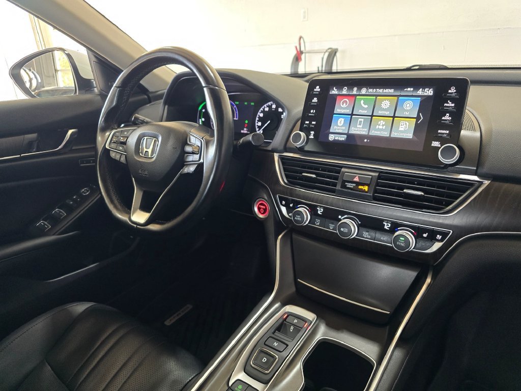 Used 2020 Honda Accord Touring image 31