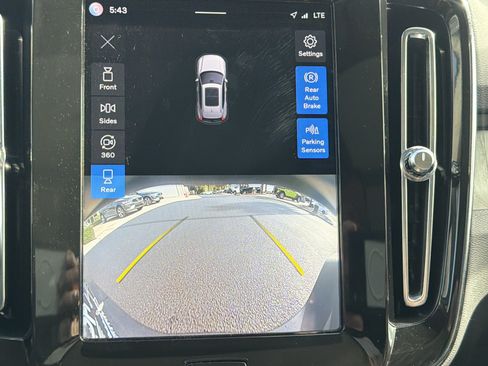 Certified 2023 Volvo XC40 B4 Plus w/ Driver Assist Package FWD image 89