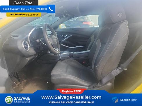 Used 2017 Chevrolet Camaro LT RWD image 9