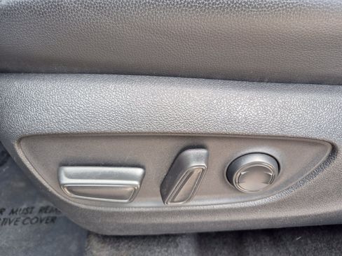 Certified 2025 Toyota Highlander XSE AWD/4WD image 15