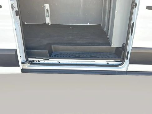 Used 2020 Ford Transit 250 Medium Roof RWD image 43