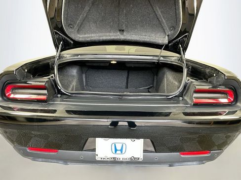Used 2022 Dodge Challenger R/T RWD image 23