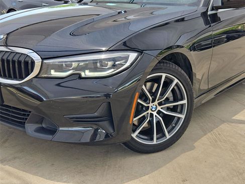 Used 2019 BMW 330i xDrive Sedan w/ Premium Package AWD/4WD image 7