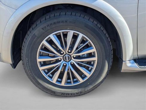 Used 2023 Nissan Armada SL w/ Captain's Chairs Package image 27
