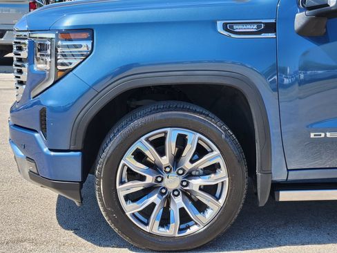 Certified 2024 GMC Sierra 1500 Denali w/ Denali Reserve Package AWD/4WD image 9