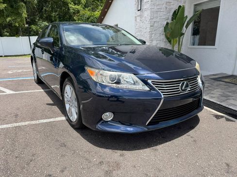 Used 2014 Lexus ES 350 w/ Premium Package FWD image 22