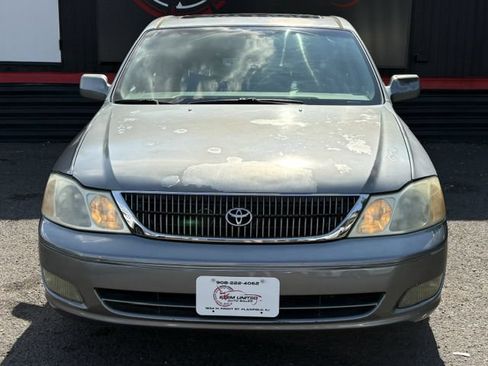 Used 2001 Toyota Avalon XLS FWD image 8