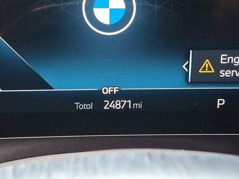Used 2024 BMW 760i xDrive AWD/4WD image 19