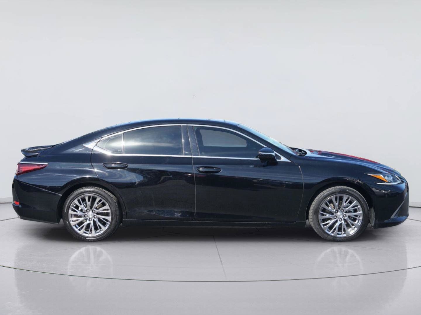 Used 2022 Lexus ES 350 w/ Premium Package FWD image 5