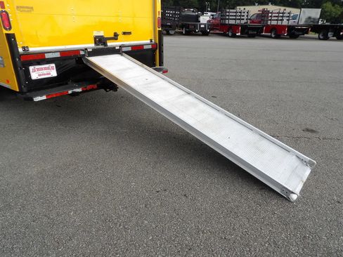 Used 2021 GMC Savana 3500 Extended w/ Power Convenience Package image 35