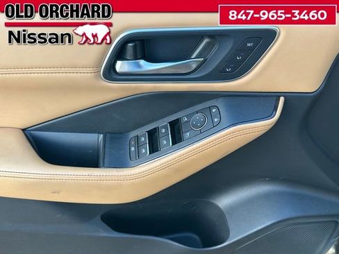 Used 2023 Nissan Rogue Platinum w/ Platinum Premium Package AWD/4WD image 9