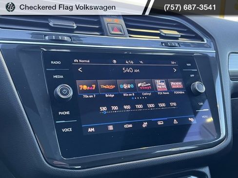 Used 2023 Volkswagen Tiguan SEL R-Line image 37