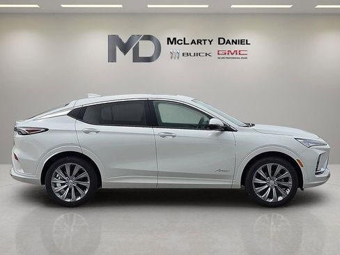 New 2026 Buick Envista Sport Touring FWD image 6