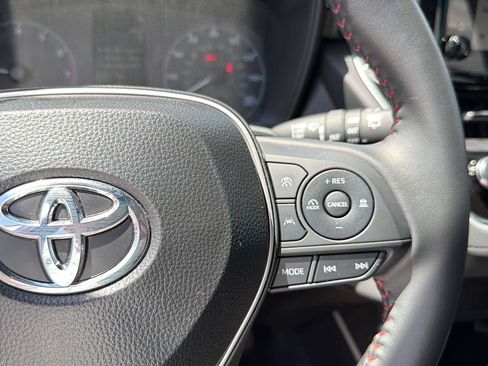 Used 2025 Toyota Corolla Cross AWD Hybrid image 21