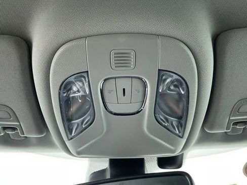 Used 2021 Jeep Compass Limited image 25