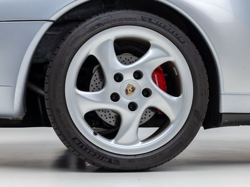 Used 1996 Porsche 911 Cabriolet image 31