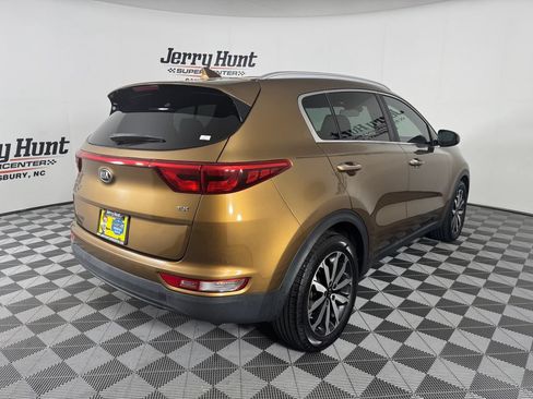 Used 2017 Kia Sportage EX FWD image 6