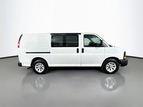 Used 2013 Chevrolet Express 1500 RWD image 6