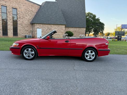 Used 2001 Saab 9-3 SE FWD image 2