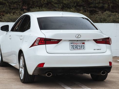 Used 2014 Lexus IS 250 image 10