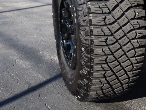 Used 2021 Ford Bronco First Edition AWD/4WD image 4
