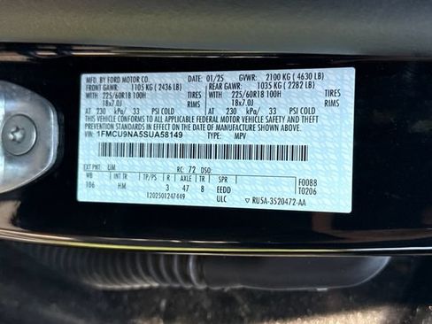 Used 2025 Ford Escape ST-Line Select AWD/4WD image 22