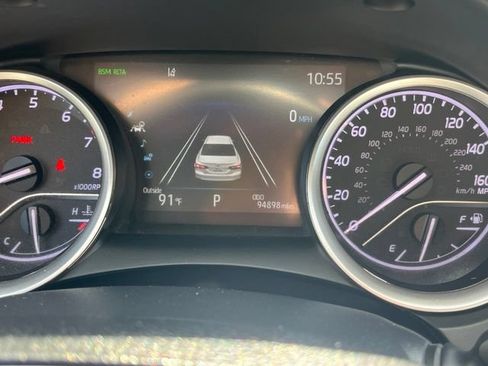 Used 2023 Toyota Camry XLE FWD image 8