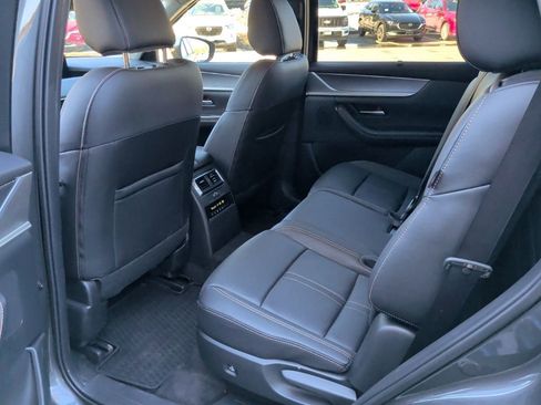 Certified 2025 MAZDA CX-90 3.3 Turbo w/ Preferred Package image 11